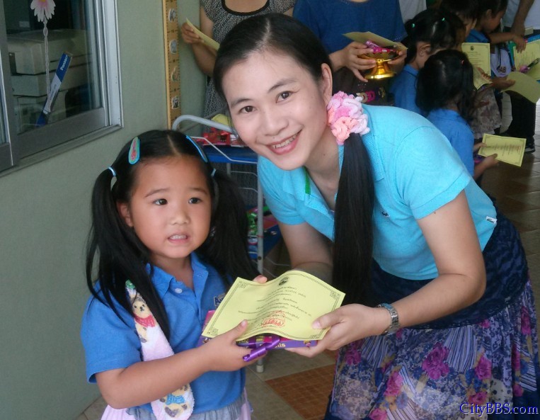 ABS幼儿园的无烟日活动