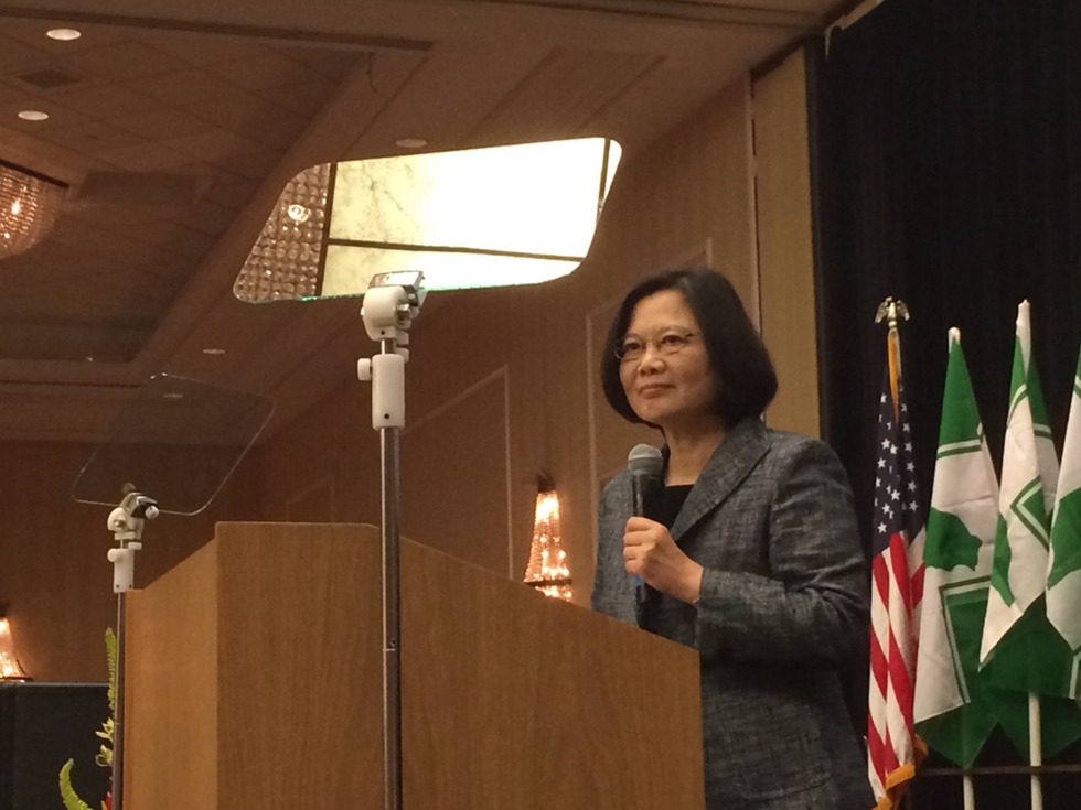 美国专家称应甩掉这两盟友 以避免对华开战 美国专家称应甩掉这两盟友 以避免对华开战