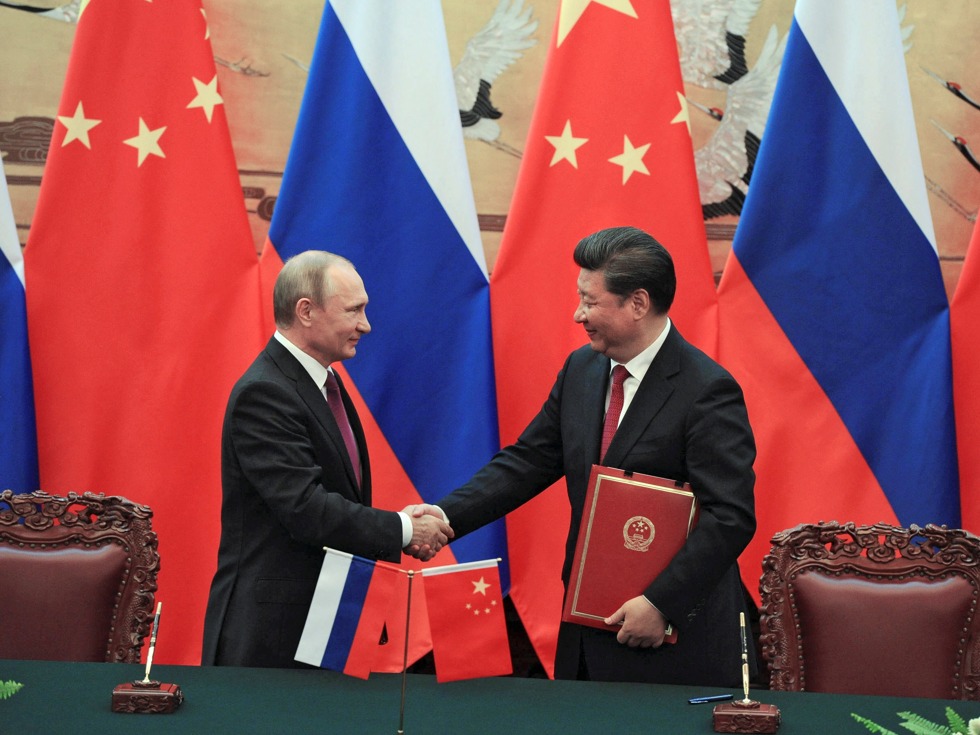 习近平和普京签署多项合作文件 习近平和普京签署多项合作文件