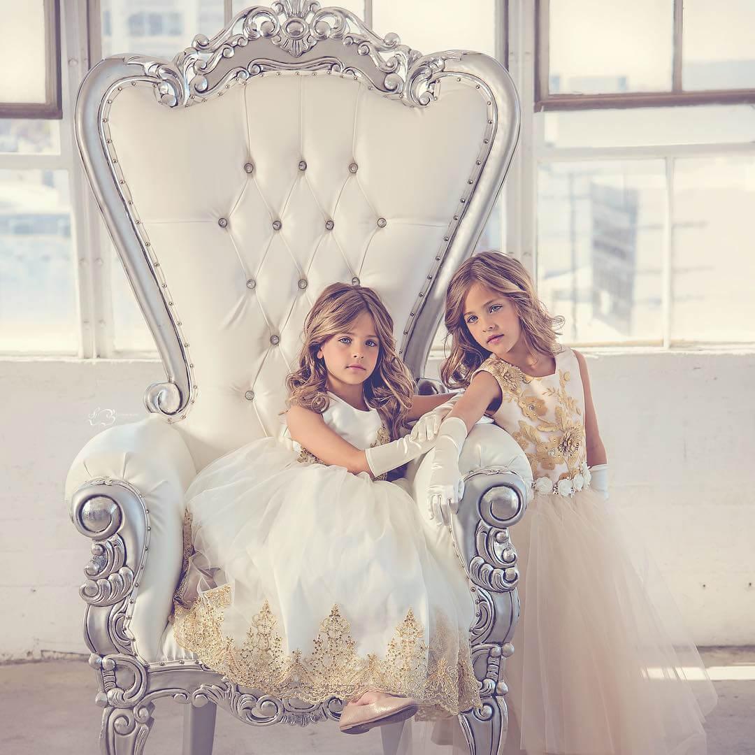 最美双胞胎 最美双胞胎