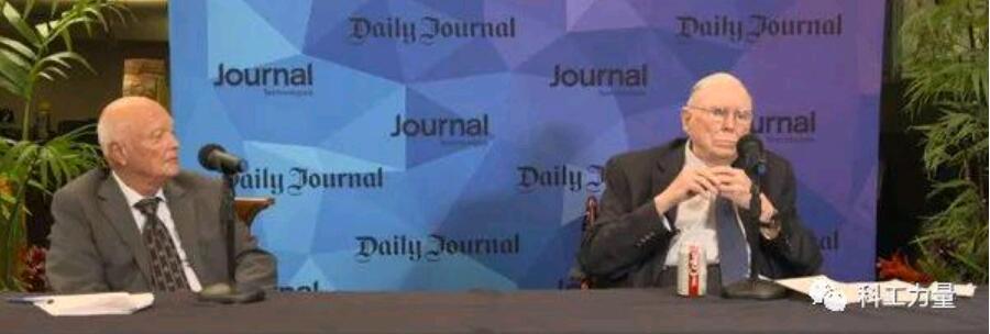 查理 · 芒格2.jpg 查理 · 芒格2.jpg