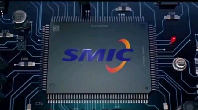 芯片示意图和中芯国际公司徽标 芯片示意图和中芯国际公司徽标