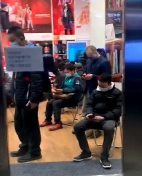 上海一优衣库被“临时管控”