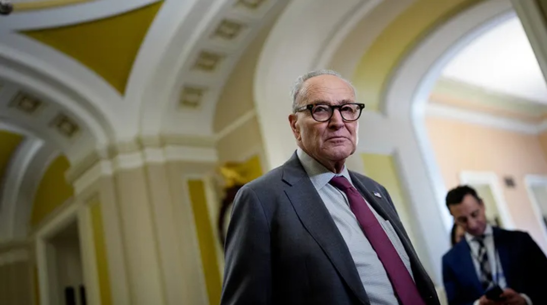 舒默最近谈到民主党政府停摆策略时表示：“我们的情况每天都在好转。”